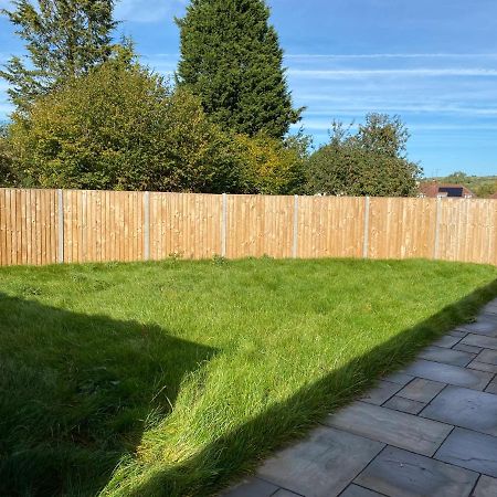 Appleacre Accommodation Winford Exterior foto